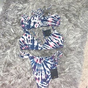 SKATIE COACHELLA SET. TWO TOPS AND ONE BOTTOM.